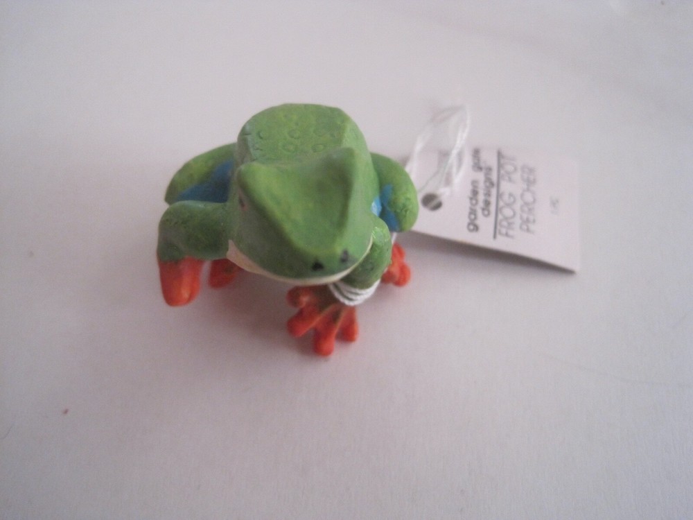 Frog Pot Percher NIP