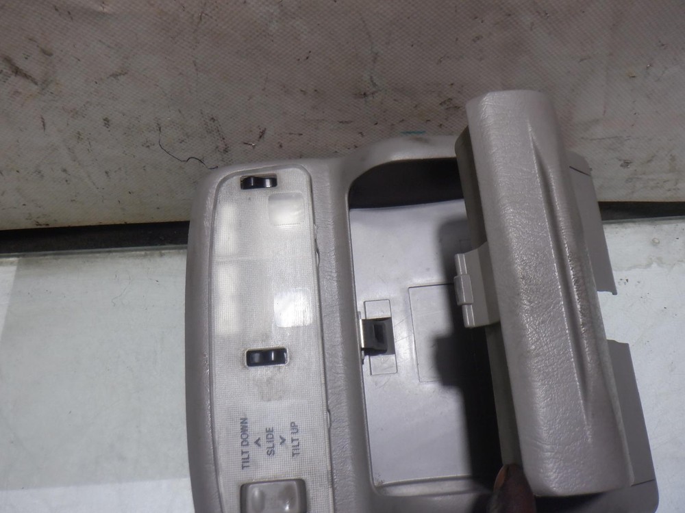 01 TOYOTA 4 RUNNER Front Console roof