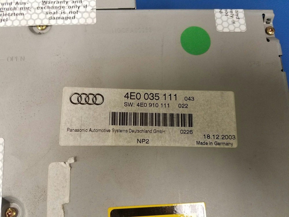Audi CD changer 4E0 035 111