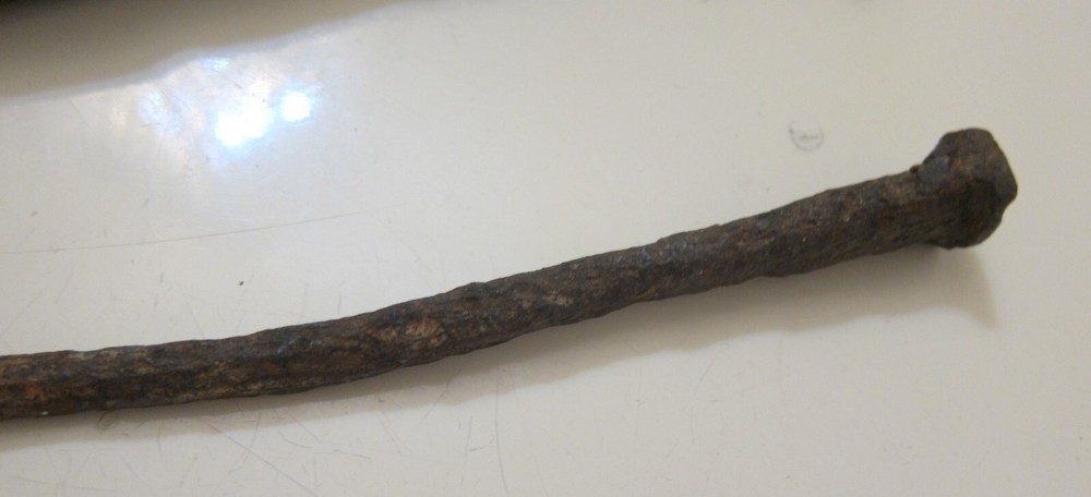 2 ANTIQUE IRON LARGE SQUARE NAILS