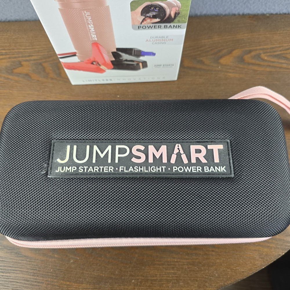 Jump Smart Jump Starter Flashlight Power bank