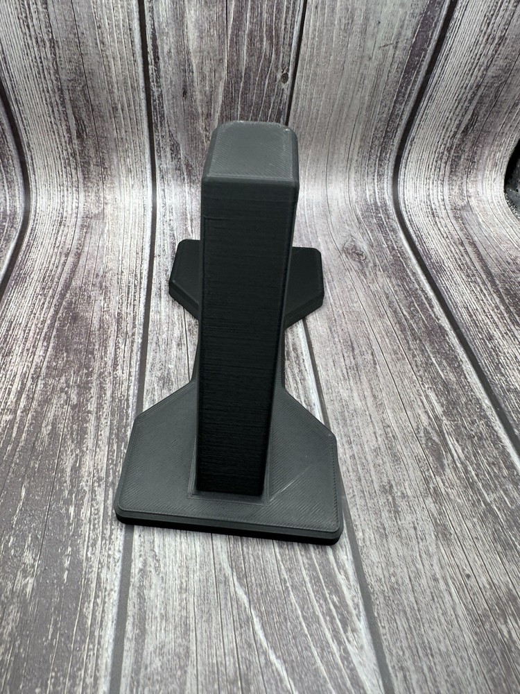 Phoenix Trinity 2011 Pistol Display Stand And Safe Organizer