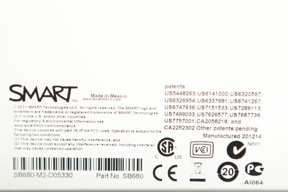 SMART Board SB680 77" Interactive Whiteboard In Excellent Condition With Pens