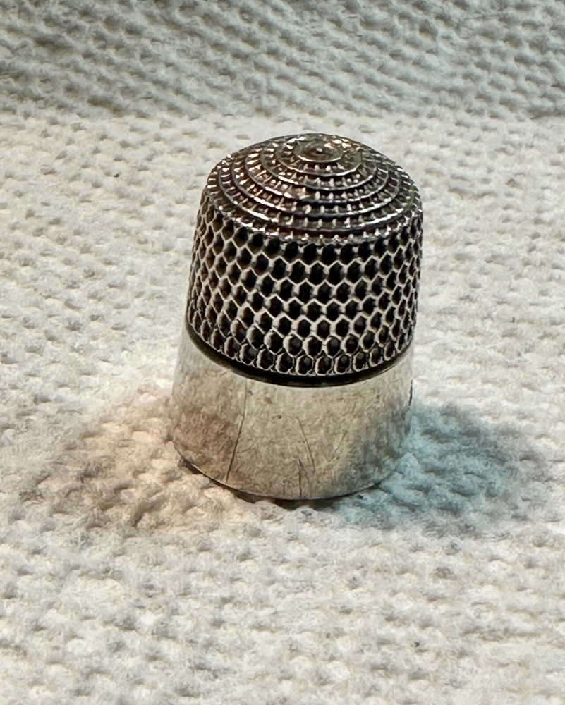 Vintage #8 Sterling Silver Sewing Thimble, 5.5g, Marked