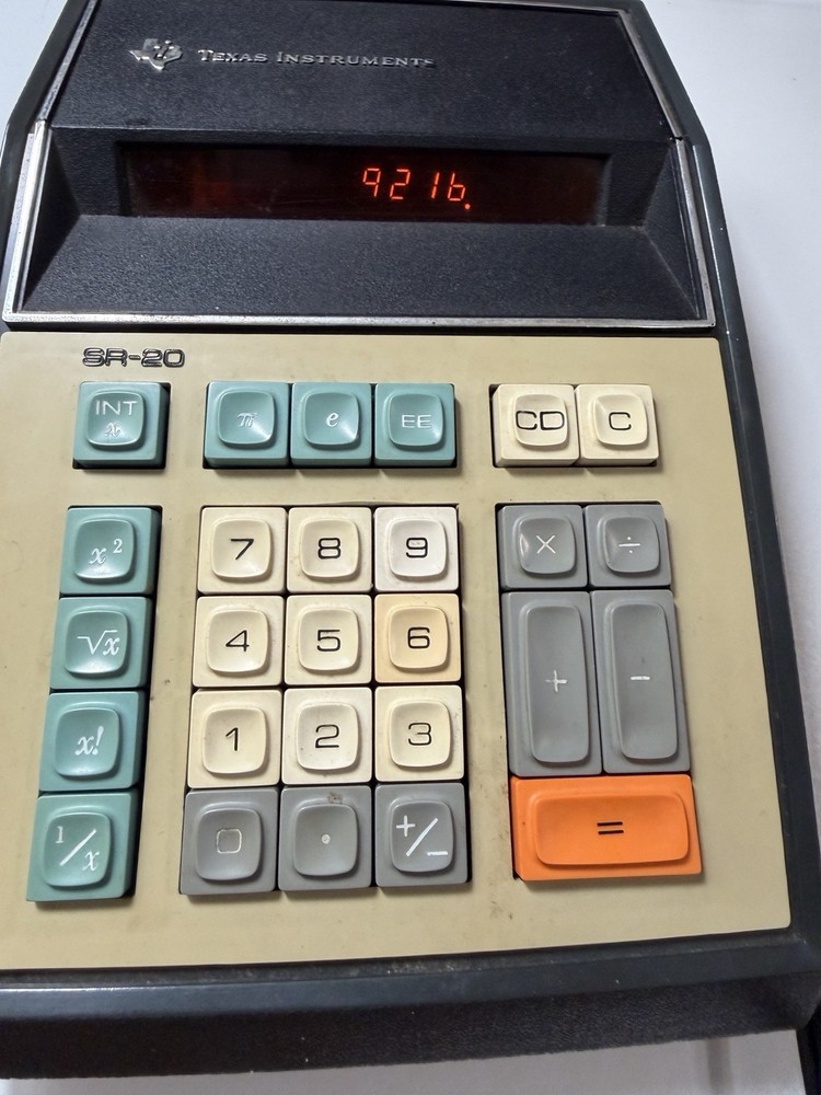 Vintage Texas Instruments SR-20 Engineering Desk Calculator LED Tested + Chord