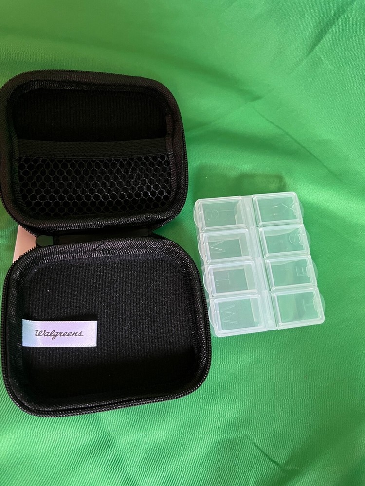 Walgreens - travel pull holder with zipper