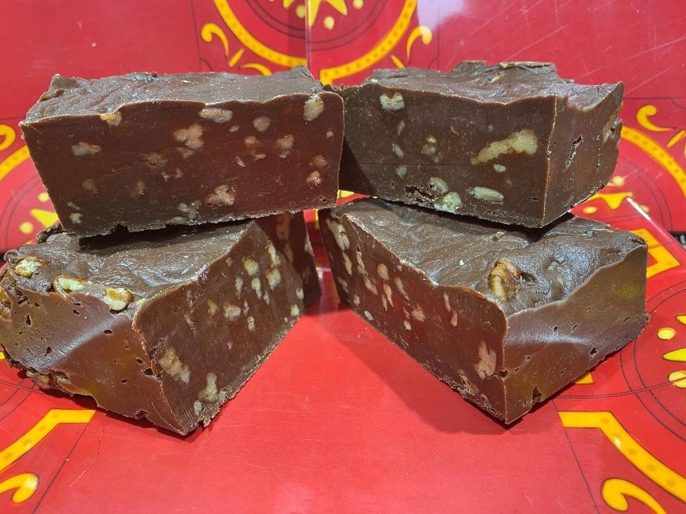 Pecan Milk Chocolate Fudge 1/2 pound
