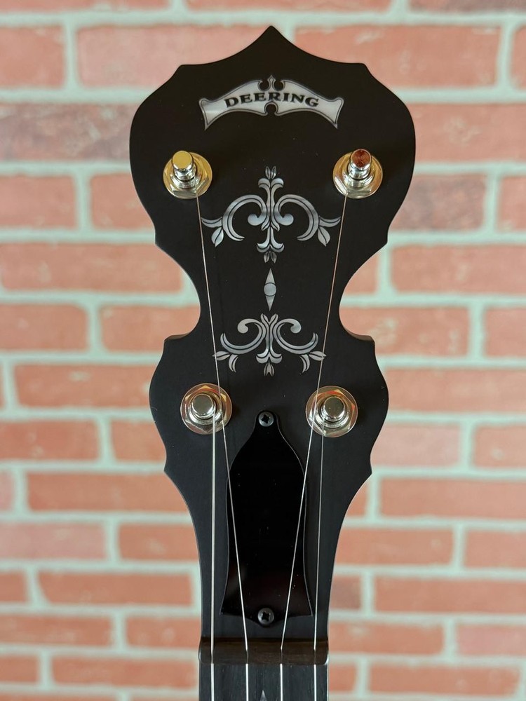 Deering Sierra 5-String Mahogany Resonator Banjo