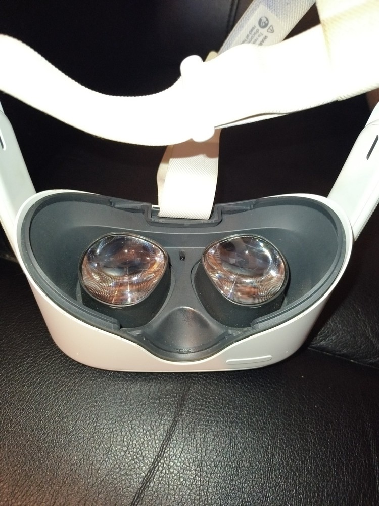 Oculus Quest 2 VR Headset And Case Only *No Controllers*