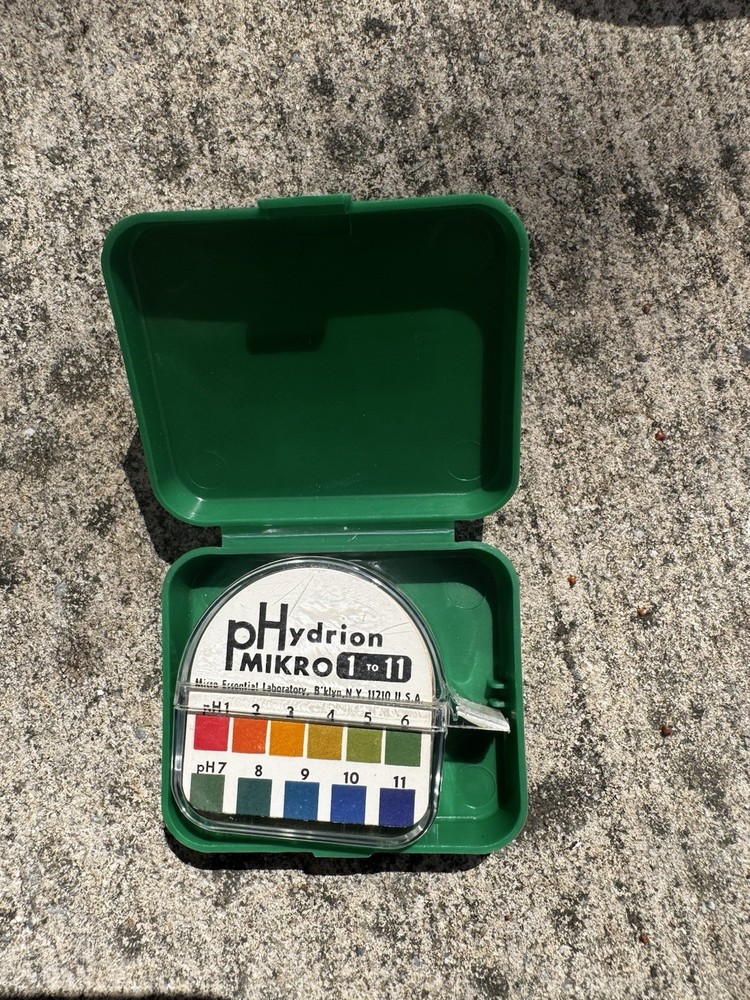 Micro Essential Laboratory Hydrion Mikro 1-11 pH Test Strips