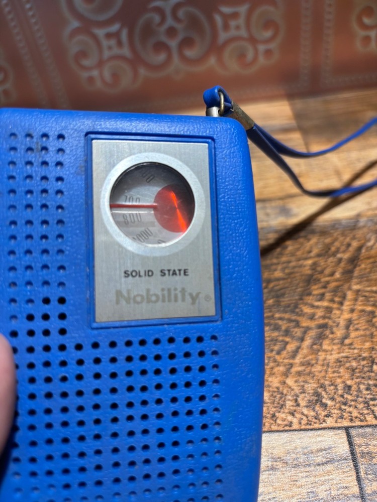 Vintage Nobility Solid State Transistor Radio BLUE