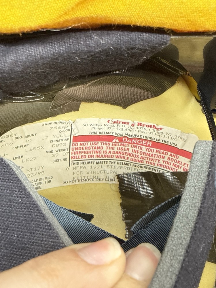 Cairns Structural 360S Fire Helmet Vintage 1998