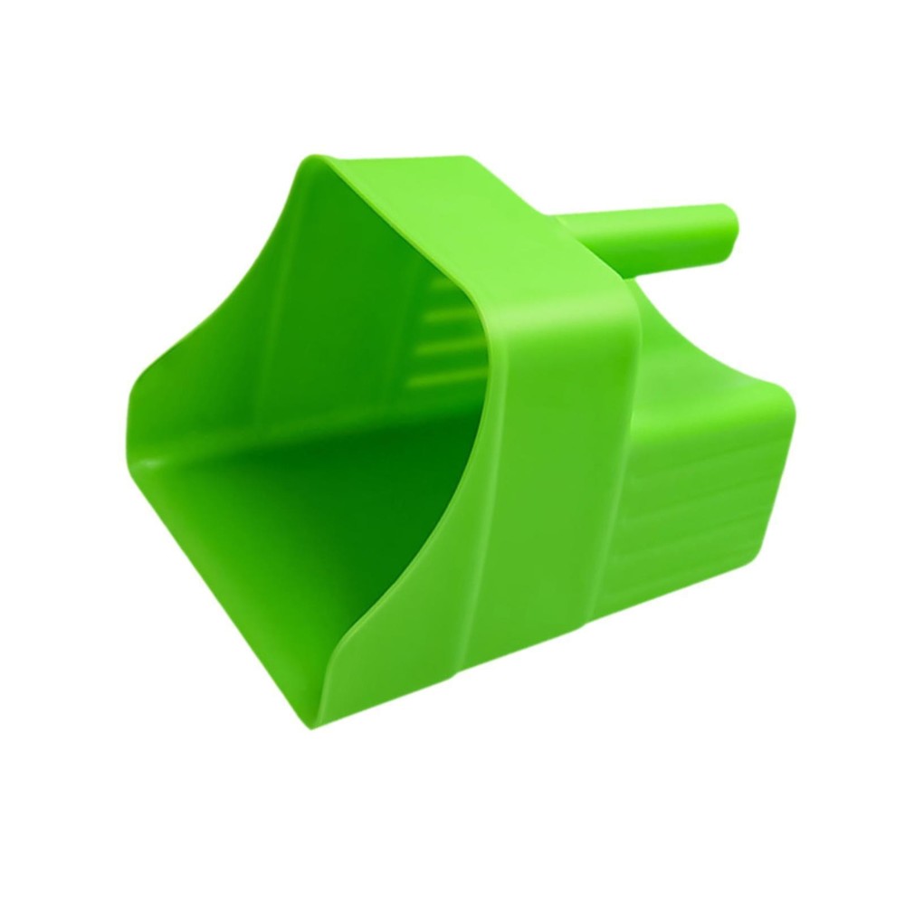 Robust Grain Scoop, Closed Feed Scoop, Stackable Feed Scoop, for Animal Feed