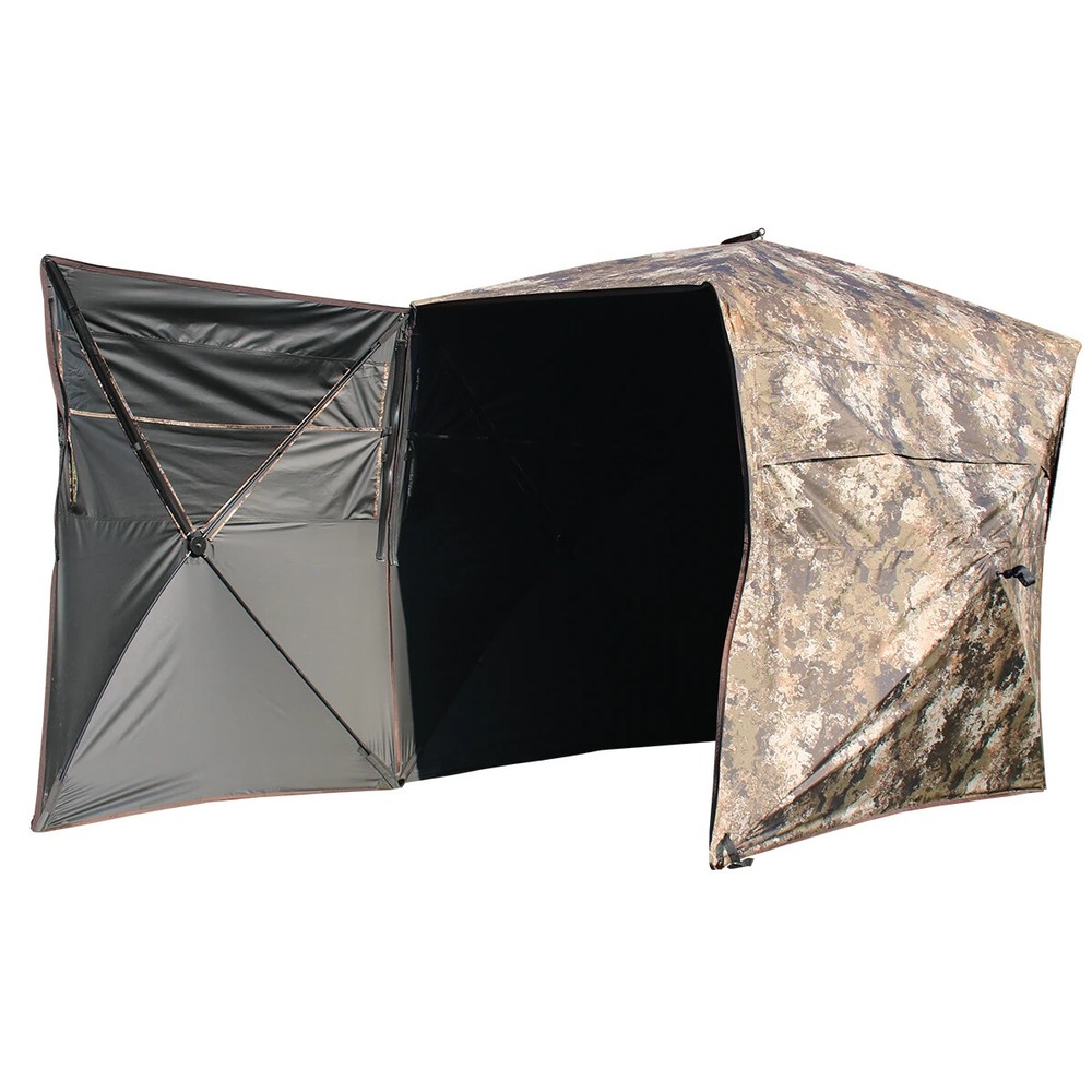 Muddy Garage Blind