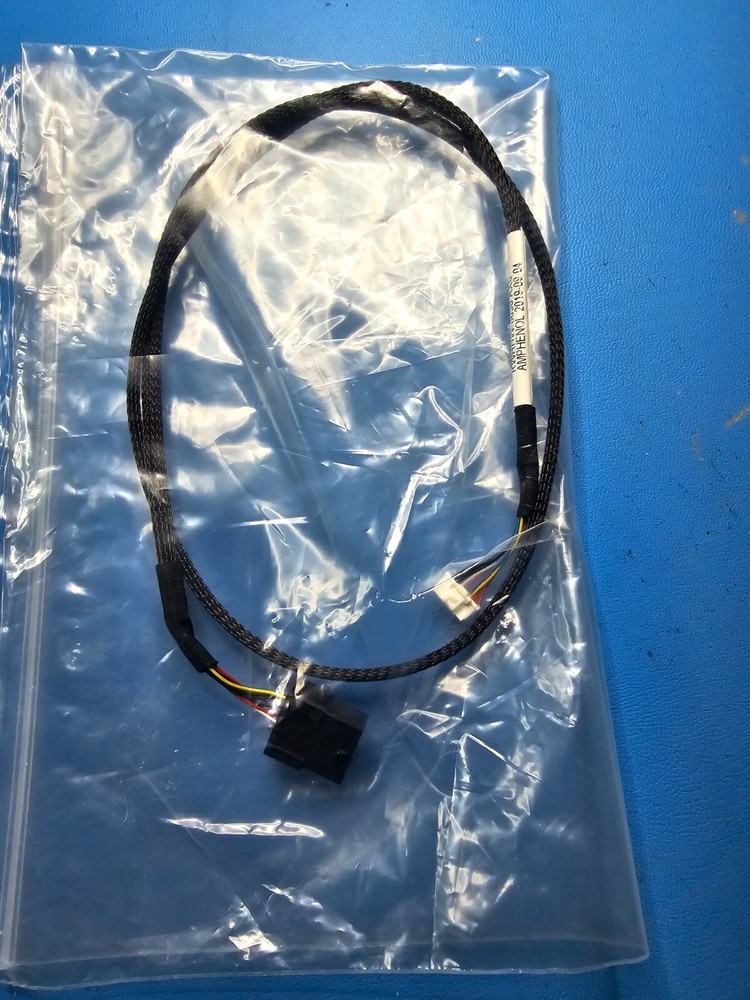 UCSC-RAID-M5 12Gb/s SAS HBA Raid Controller WITH NEW Battery & Cable.