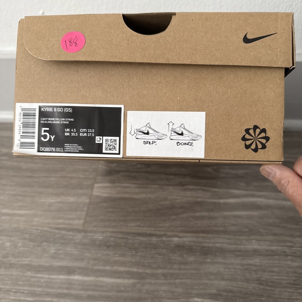 Kyrie 8 Go GS Light Bone/yellow Strike Strike US size 5Y