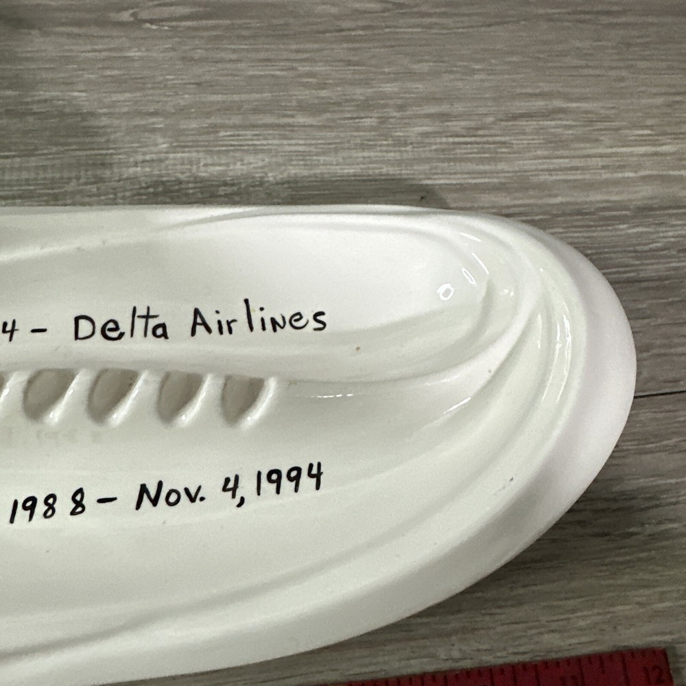 Ashtray Delta Airlines?