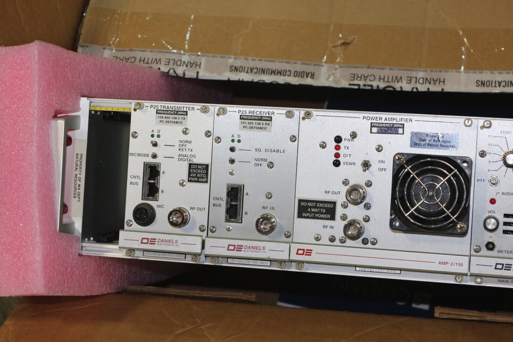 DANIELS RF P25 RADIO TRANSMITTER NICE