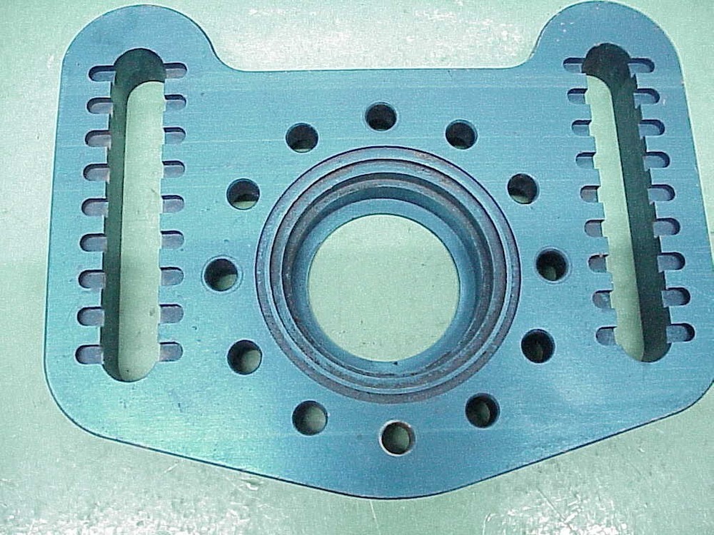 Billet Quick Change Double Sided Aluminum Panhard J-Bar Adjustable Bracket