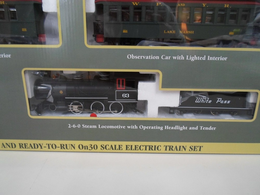 Bachmann 25024, On30 White Pass & Yukon Train starter set