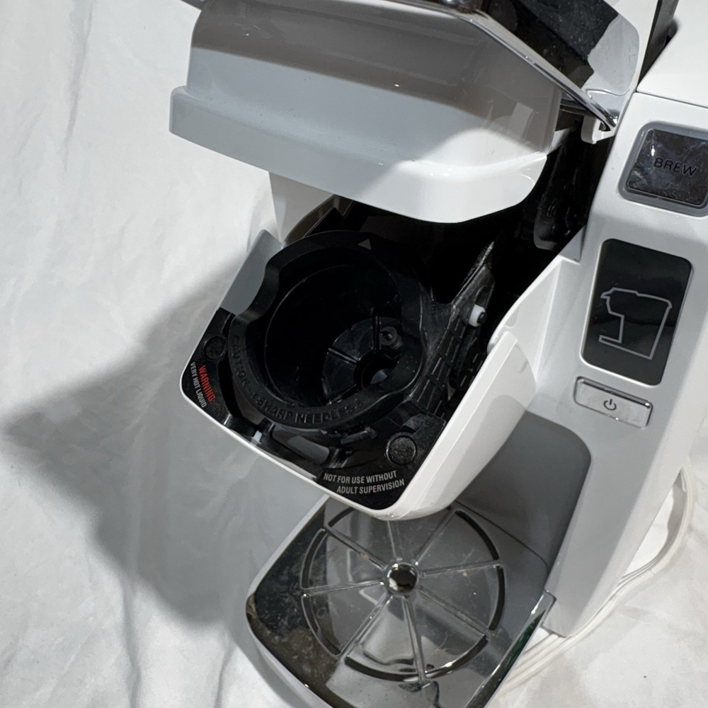 Keurig Coffee Maker Model K10 Arctic White Single Cup TESTED