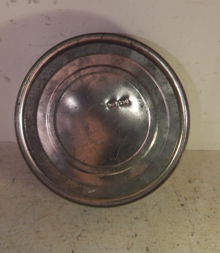 A 90s Disney empty biscuit tin