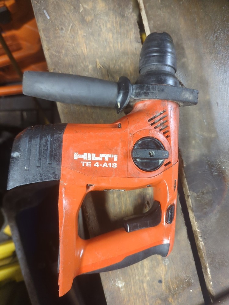 Hilti TE 4-A18 Cordless Rotary Hammer Drill (tool Only)