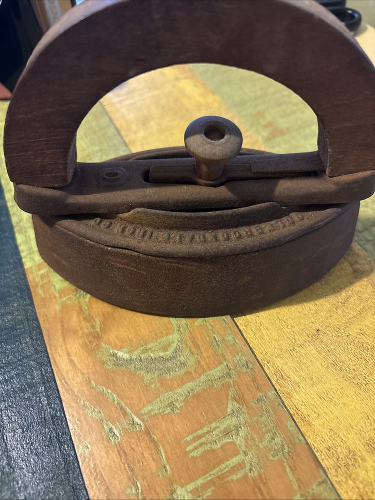 Antique Sad Iron with Detachable Handle