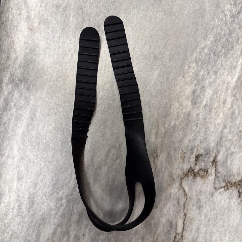 NOS Generic Unbranded black rubber mask strap 7/8” wide rear split New one strap