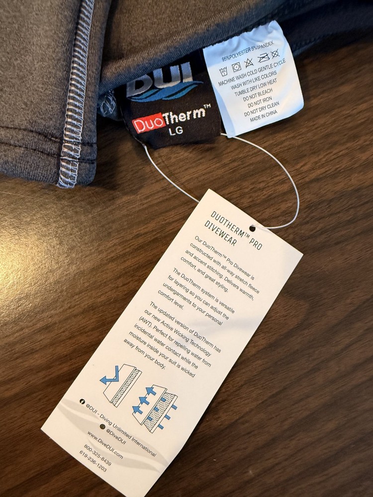 DUI DuoTherm II 300 Socks NWT -Size Large