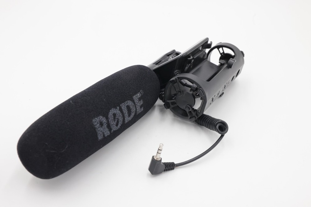 RODE VideoMic Condenser Directional Video Microphone READ!