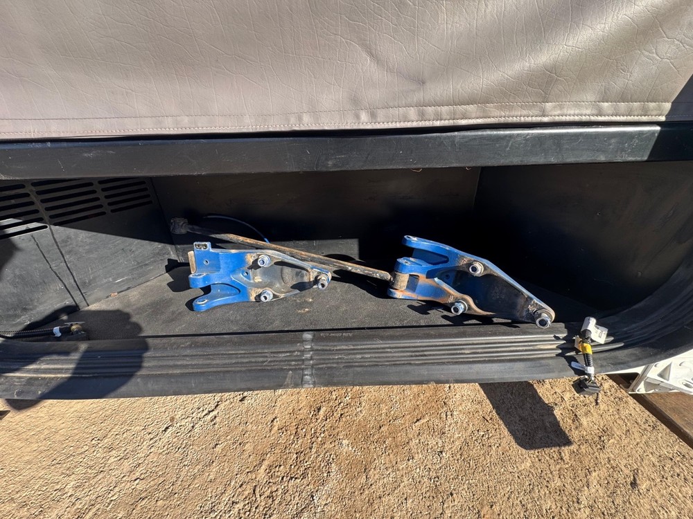 Peterbilt Sleeper 36" Flat top