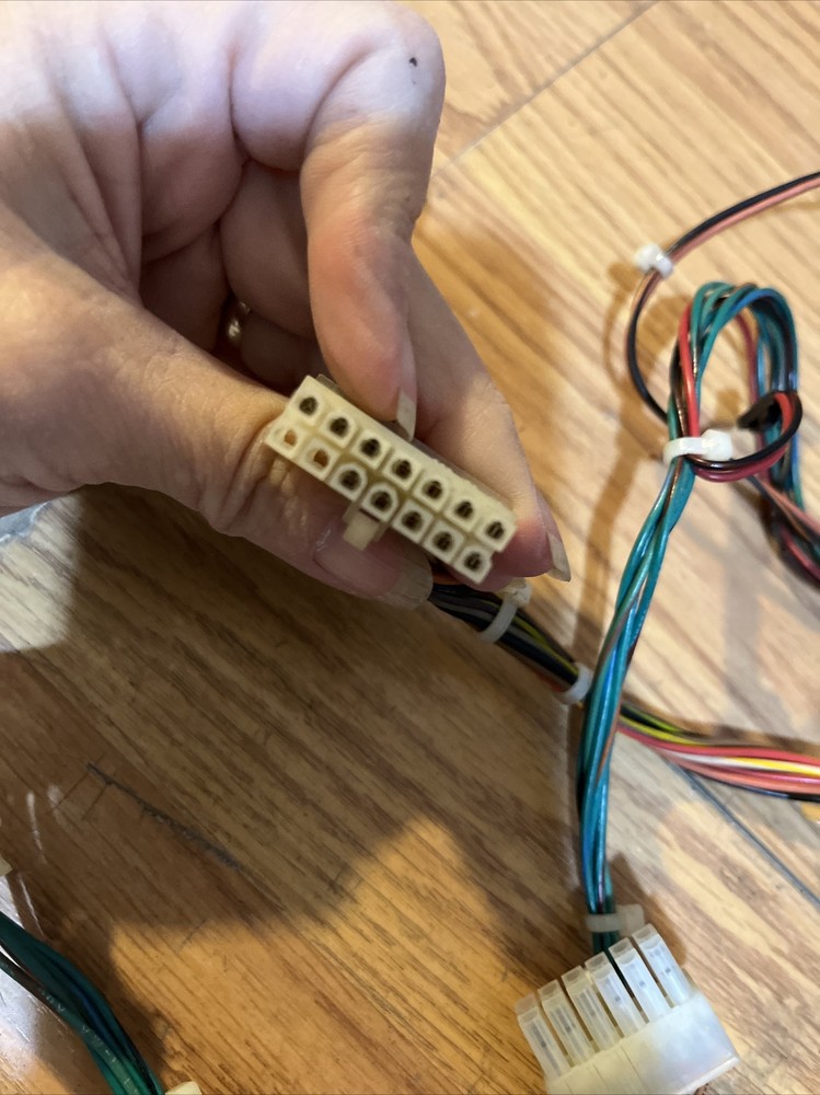 Igt S 2000 Door Harness