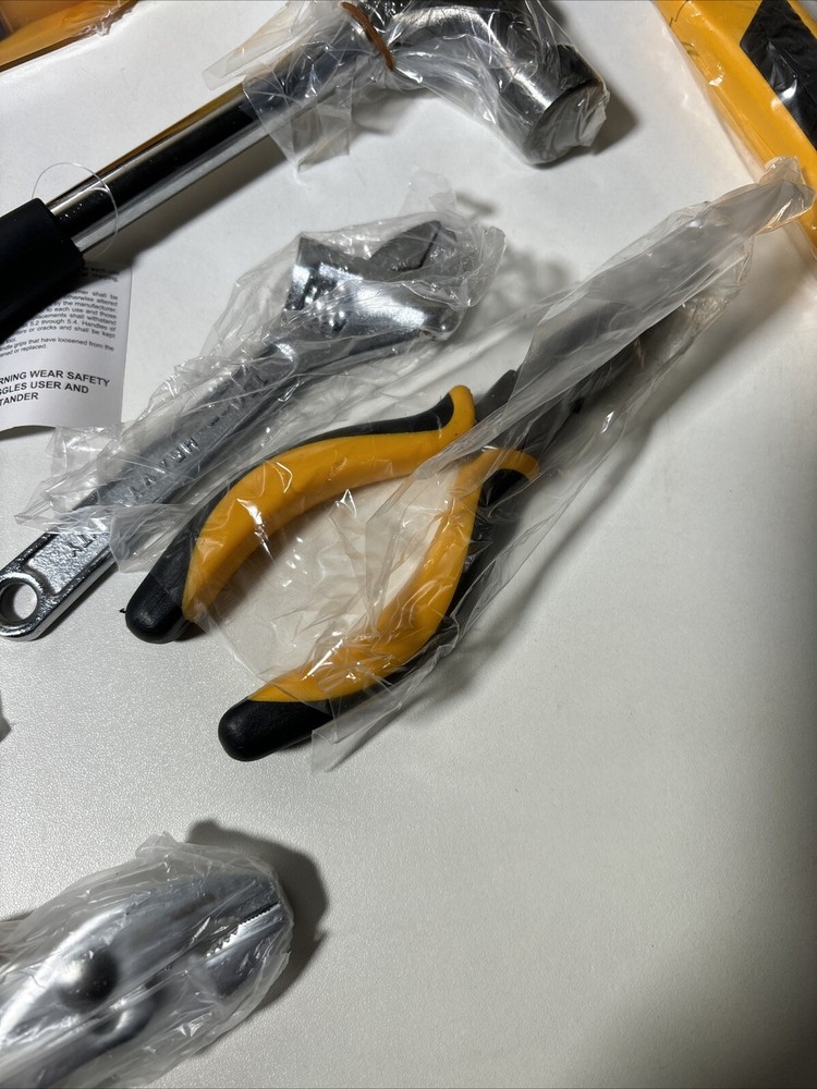 NEW Work Zone 18 Piece Tool Set.