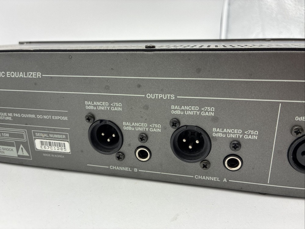 Samson E62 1/3 Octave Dual 31 Band Graphic Equalizer