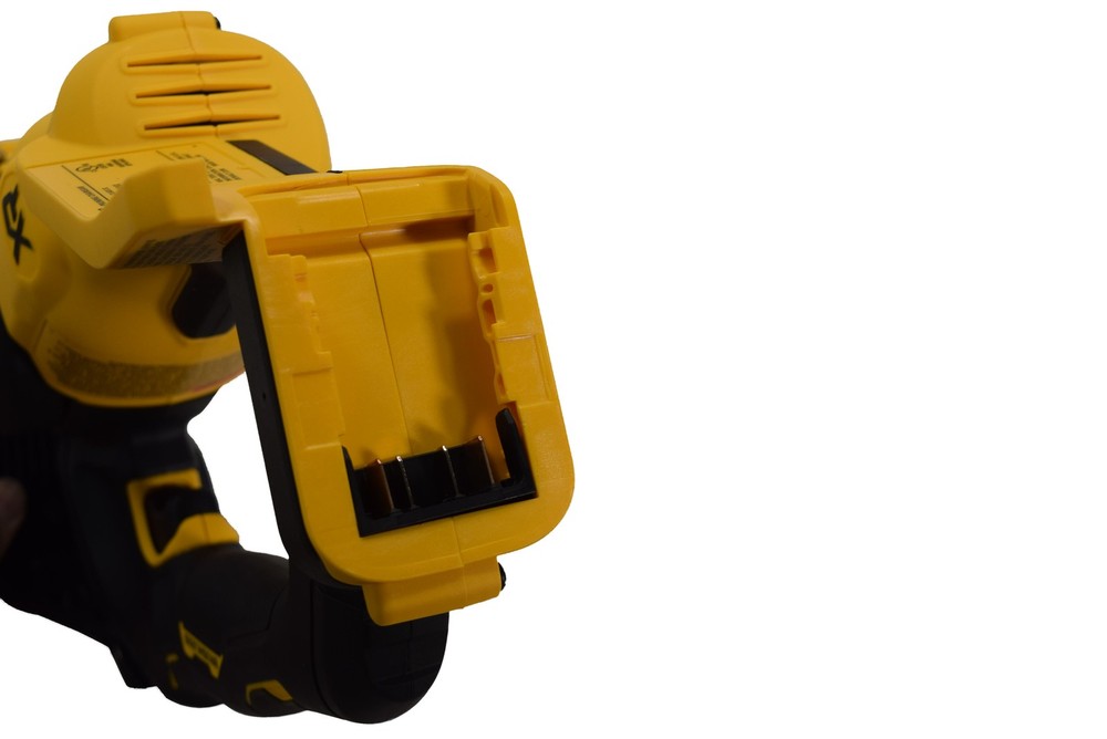 DeWalt DCCS623B 20V Max Cordless Lithium-Ion 8 Inch Pruning Chainsaw (Bare Tool)