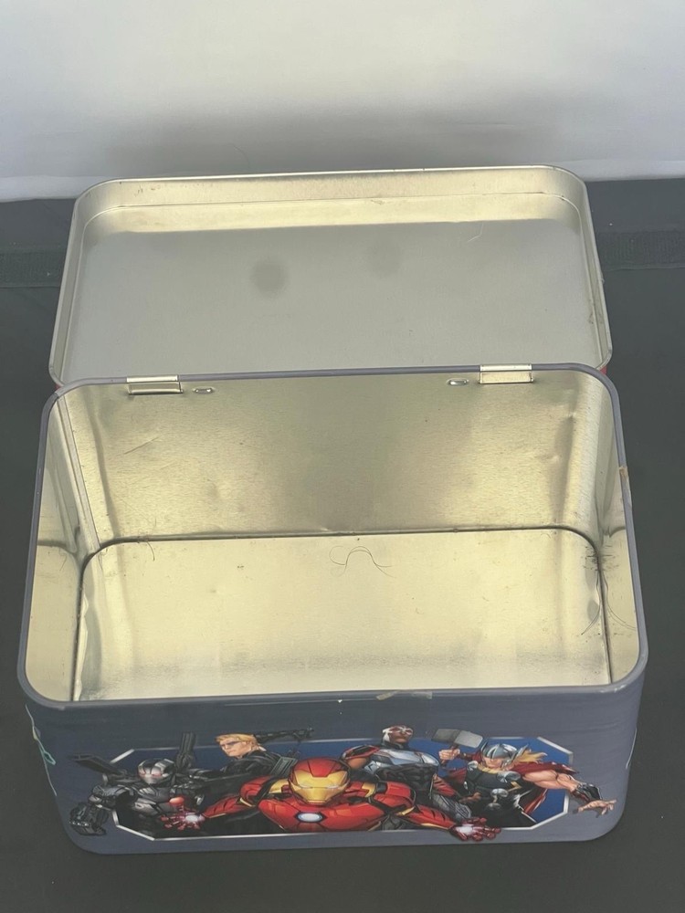 Marvel Avengers Tin Gift Box
