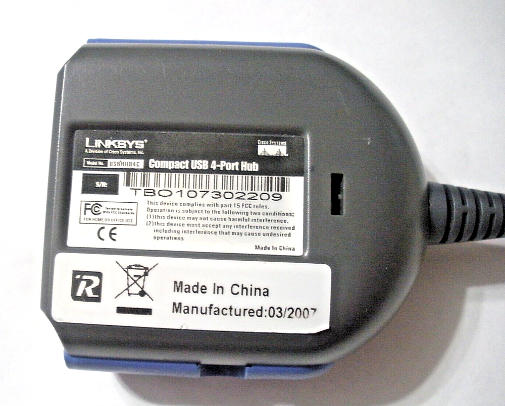 LINKSYS Compact USB 4-Port Hub