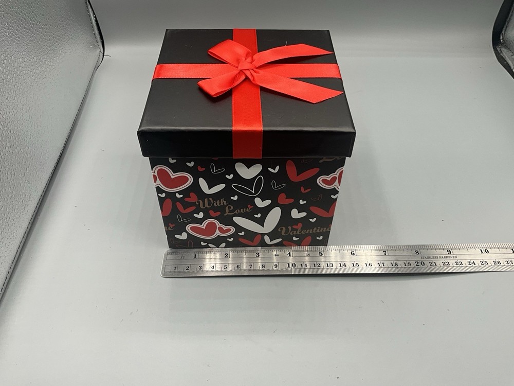 4 Pcs Valentines Nesting Gift Boxes with Lids Holiday Gift Boxes Assorted Siz...