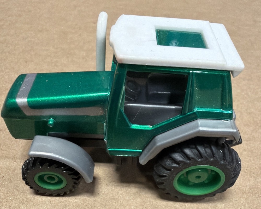Green Farm Tractor High Speed