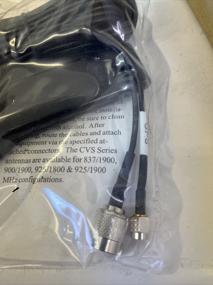 CVS-U15-2A2C Tri Band covert antenna