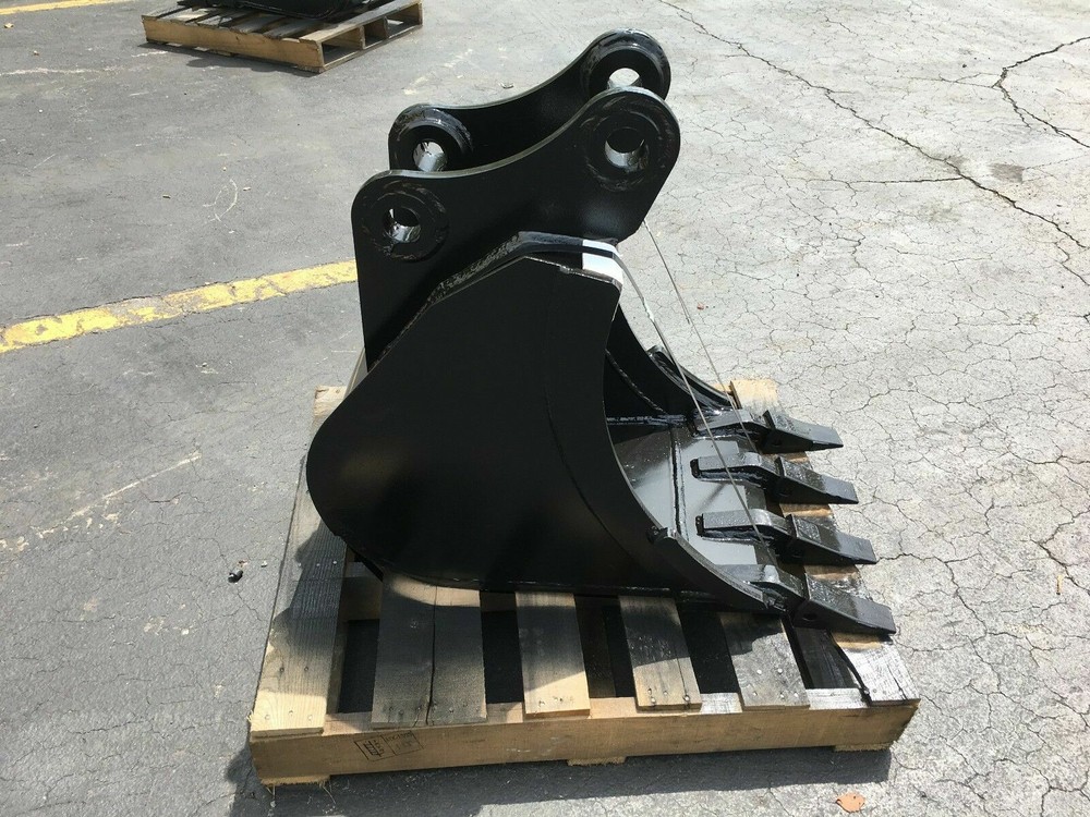 New 18" Excavator Bucket for a Case CX57