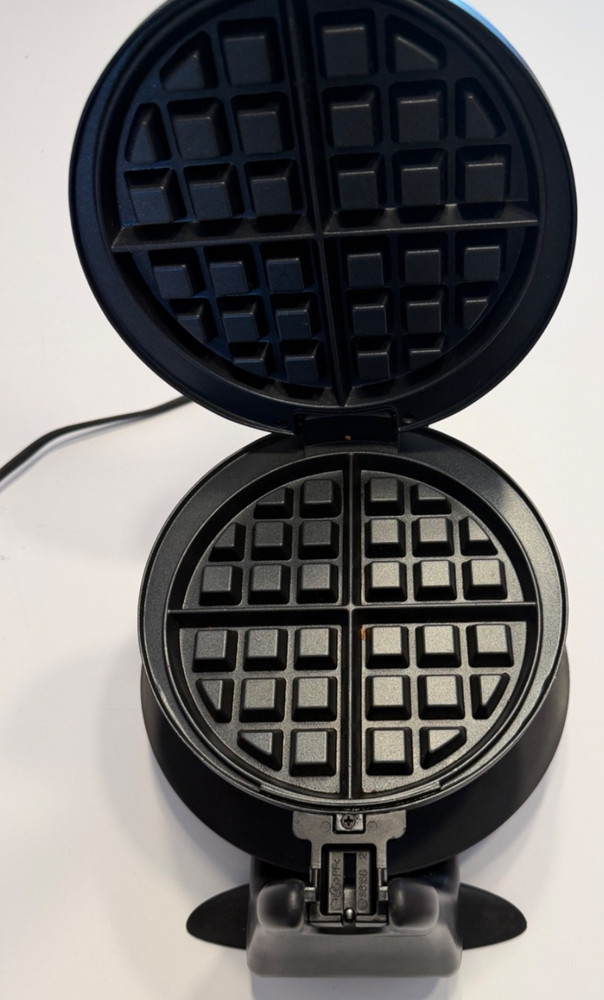 Farberware Stainless Waffle Maker Model 104553