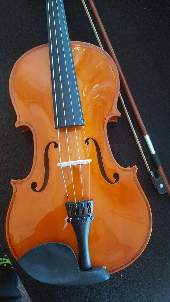 Beautiful 16" Solid Maple Professional Viola