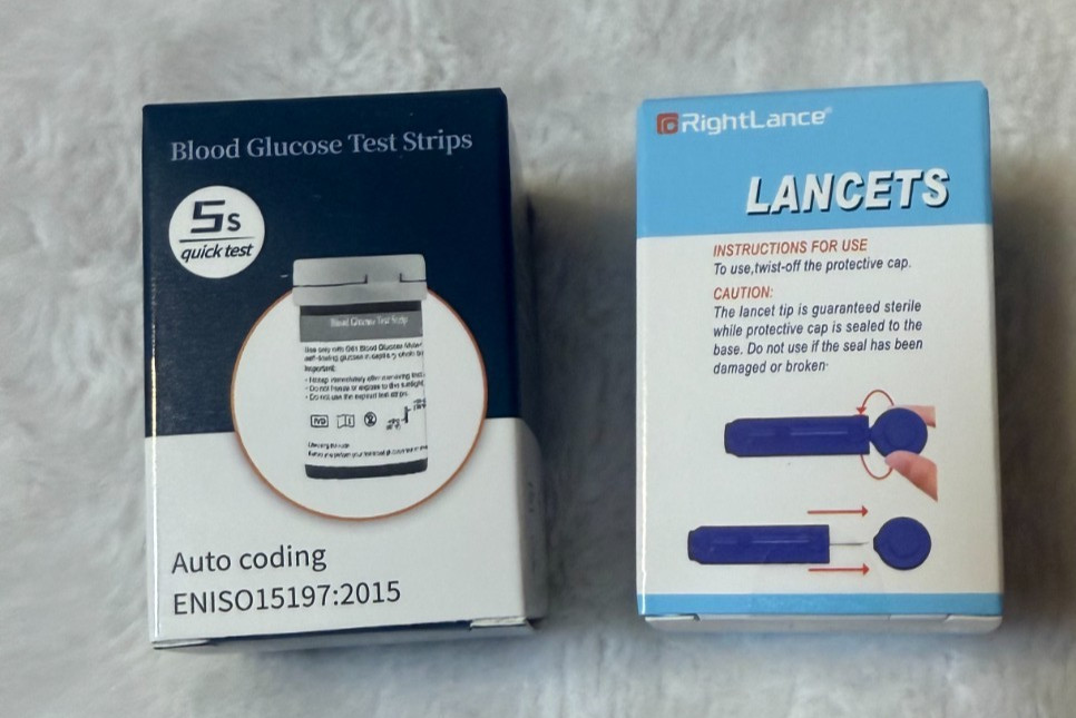 RightLance Blood Glucose Meter Kit - Auto Coding, Fast Results, Home Test Kit