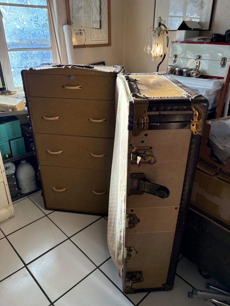 steamer trunk wardrobe 1920/1930s