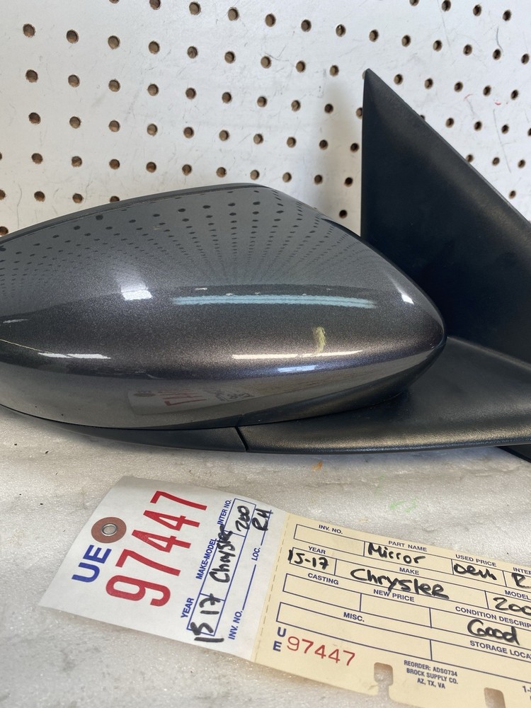 2015 2017 CHRYSLER 200 RIGHT SIDE DOOR MIRROR OEM
