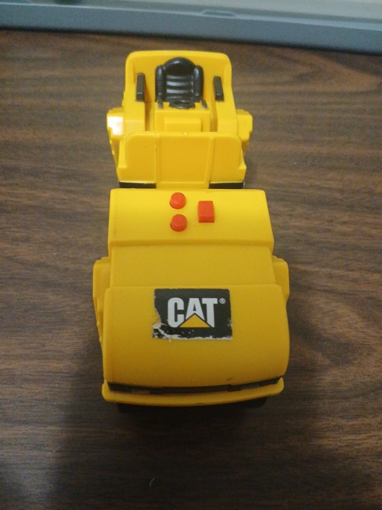 Caterpillar Asphalt Drum Compactor. Tested Does Not Make Any Sounds