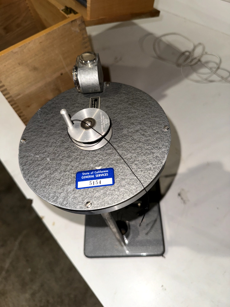 STROMER VISCOSIMETER