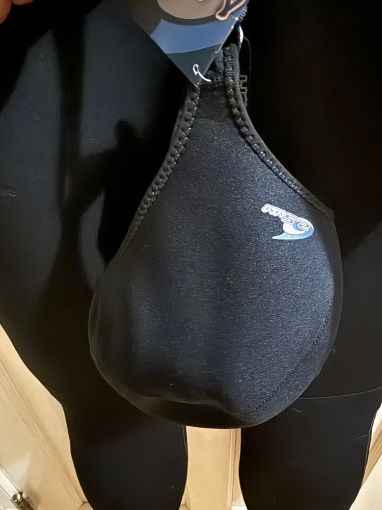 Henderson Women’s WetSuit & Cap NEW
